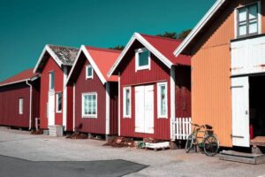 cozy custom sheds